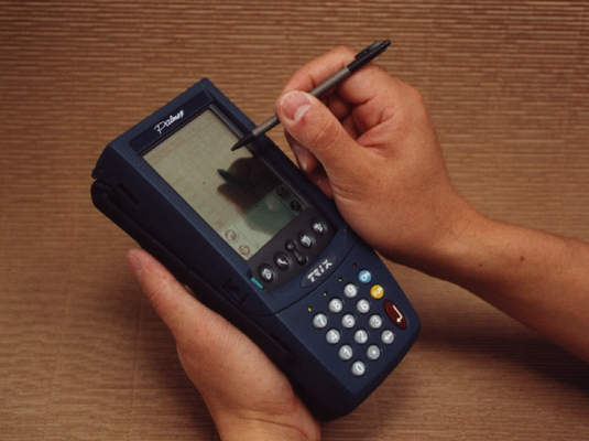 Design de Produto, Eletrnico - Coletor e transmissor de dados para PDAs, Trix 